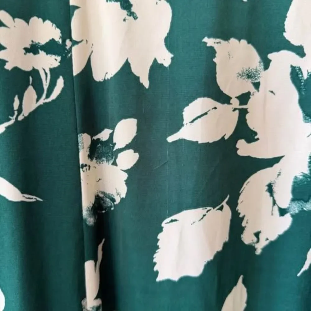 Abercrombie Ruffle Tiered Maxi Dress Size XS Floral Green Spring Wedding